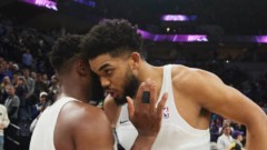2019-04-06 常规赛 鹈鹕VS太阳录像 第一节